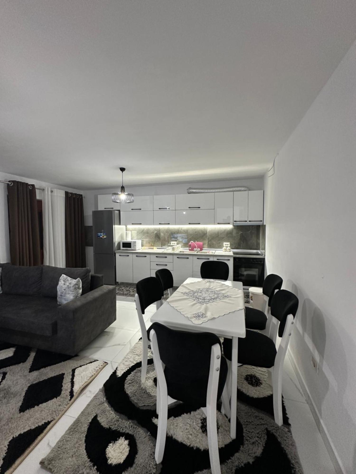 Elezi Apartment City Centre Tirana Exteriér fotografie